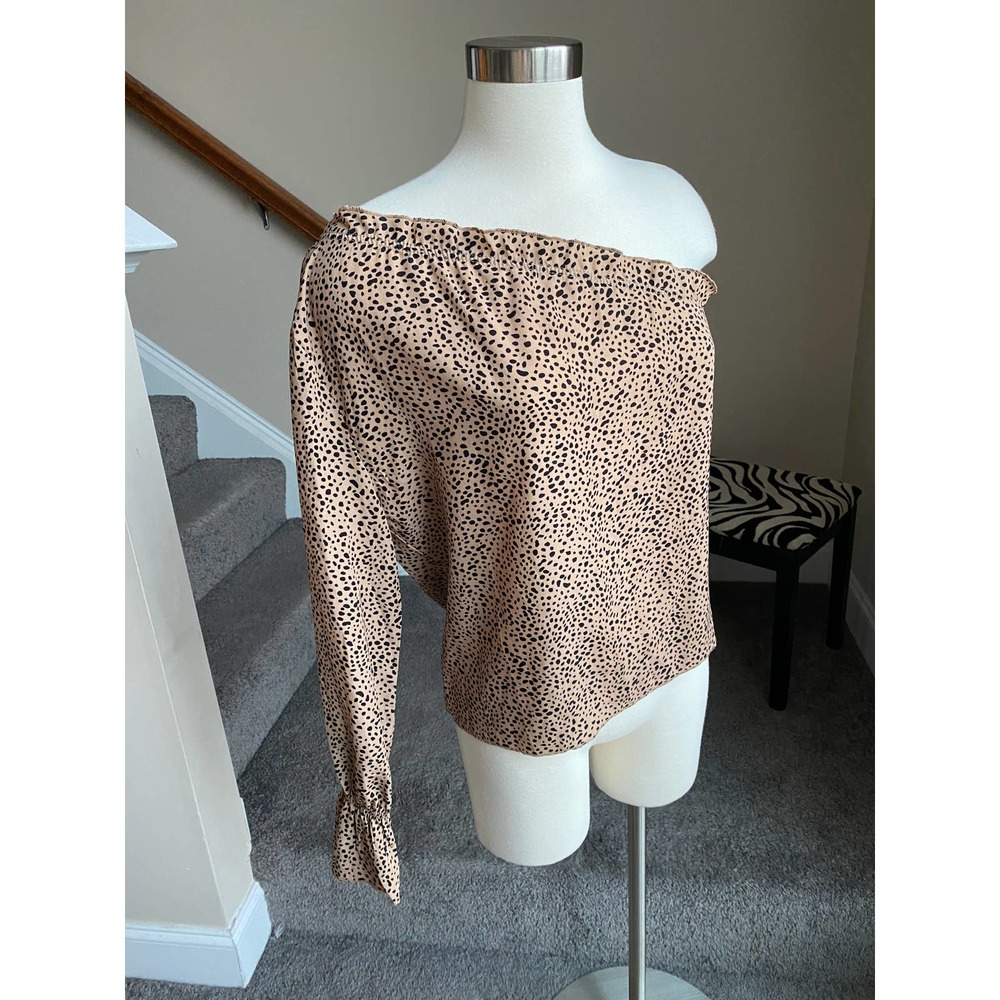 One shoulder leopard long sleeve top, size XS